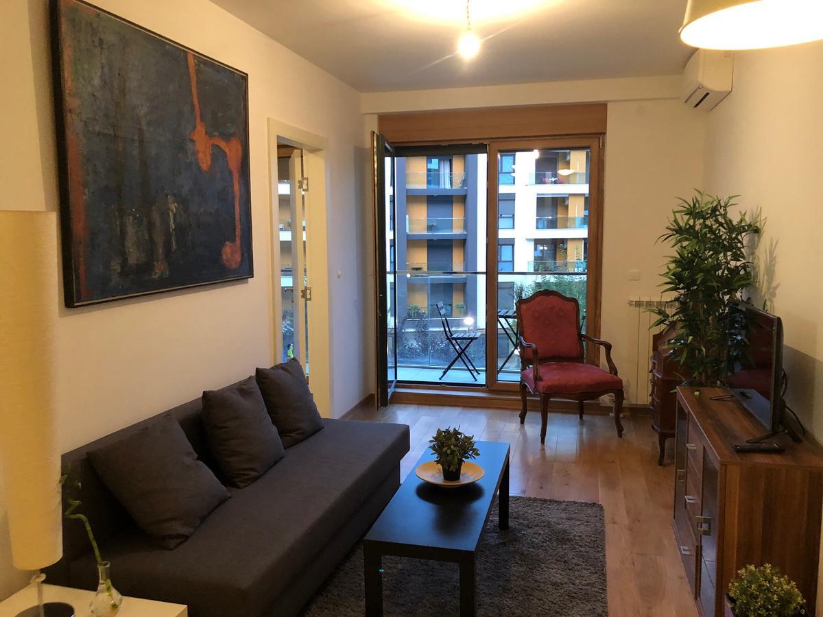 99 Muses Apartments Dordegol Екстериор снимка